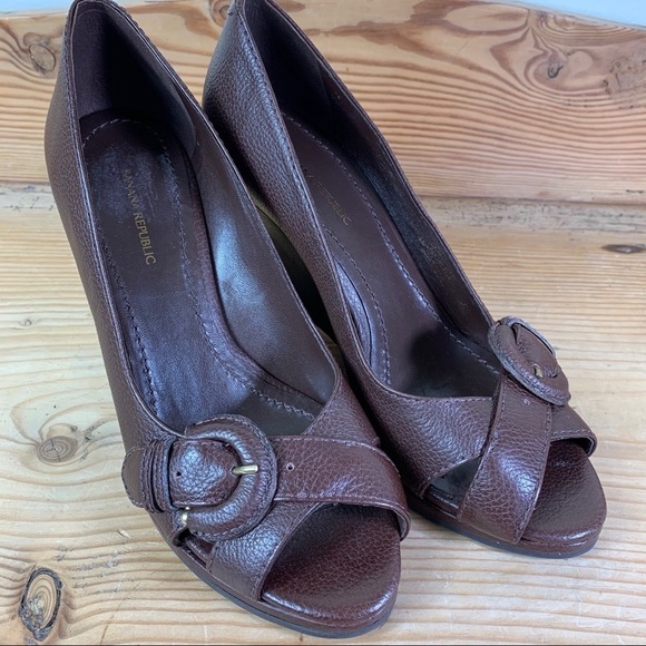 Banana Republic wedge heels - Picture 8 of 8